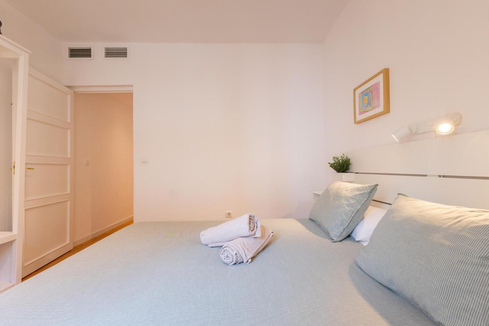 2 Bedroom Virgen De Begona Apartment *