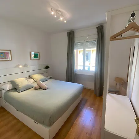 2 Bedroom Virgen De Begona Seville Exterior photo